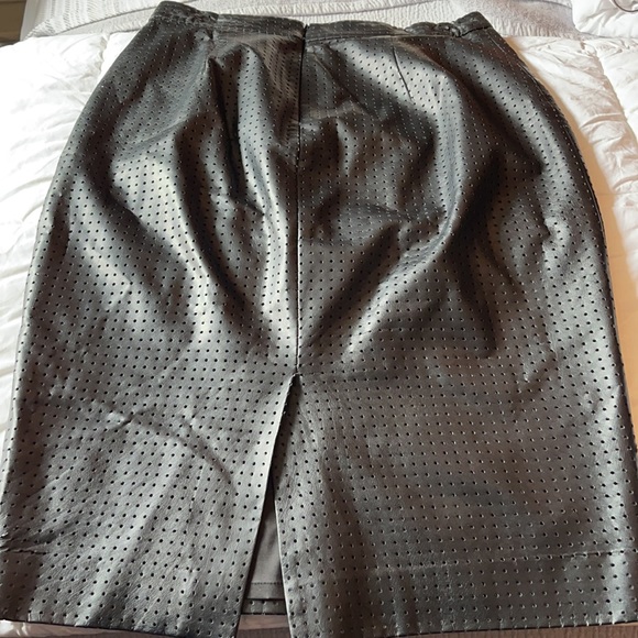 Banana Republic leather rap - Picture 2 of 3